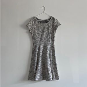 OLD NAVY GRAY KNIT SHORT SLEEVE DRESS
